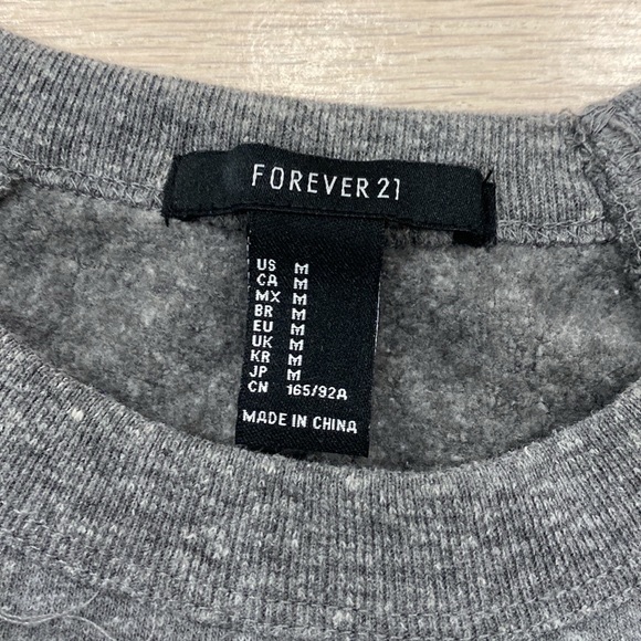Forever 21 XXI Beverly Hills Crewneck Sweater  Medium - Picture 3 of 5